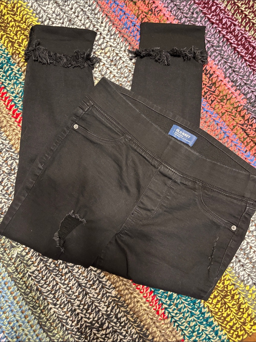Old Navy ROCKSTAR Black Distressed Skinny Jeans with Frayed Hem
